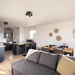 Le Cocon Voltaire - Appartement 2 Chambres Avec Parking - Mabilais